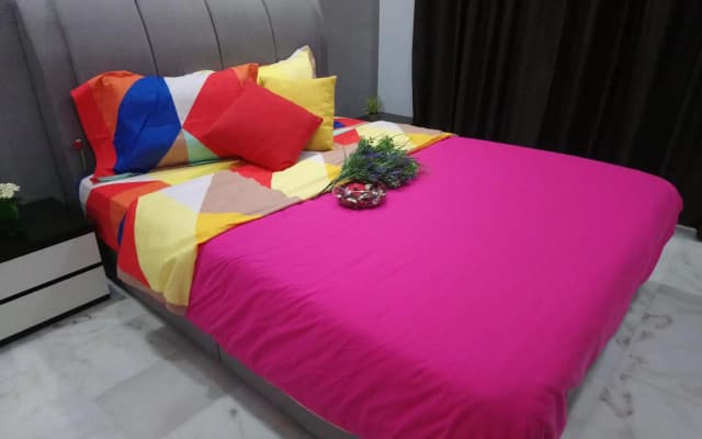 Big Family Friends Guesthouse 16pax, Legoland Bukit Indah - photo 3