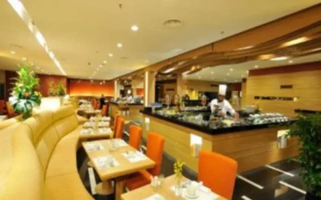 Novotel Kota Kinabalu 1Borneo - photo 3