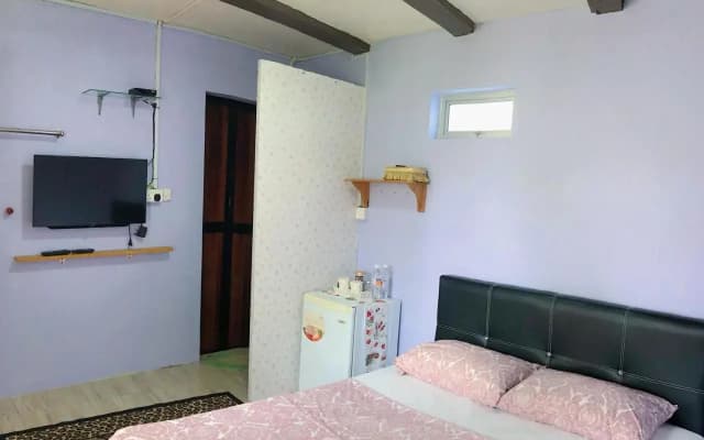 Merdeka Guest House 2 - photo 4