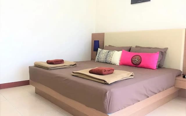 OYO 90476 Casa Azlinda Muslim Homestay I - photo 2
