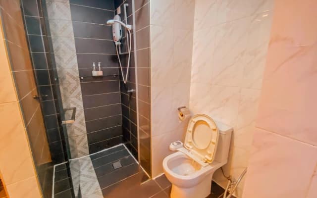 Crown8 Suite (Sunrise & City View)@Empire City - photo 4