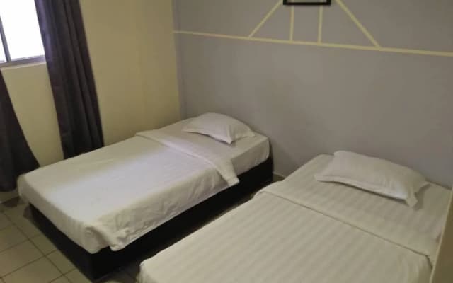 Hotel Tuaran - photo 3