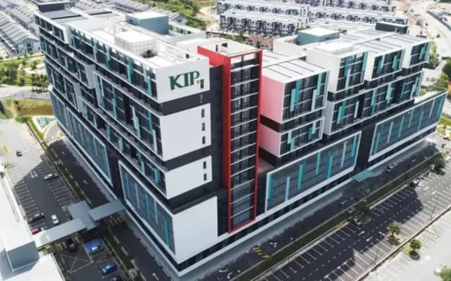 MM Core Soho Suite Kota Warisan KLIA Sepang - photo 4
