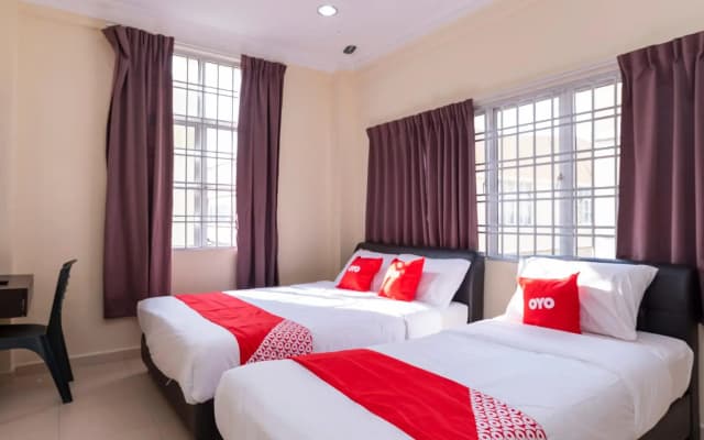 OYO 89536 Hazris Hotel - photo 3