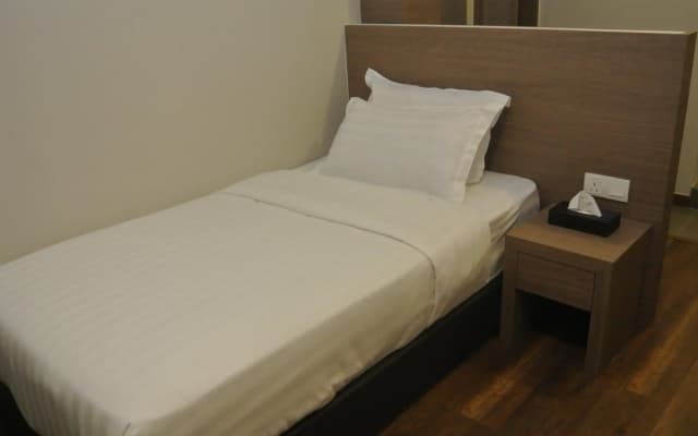 Riverside Boutique Guesthouse - photo 2