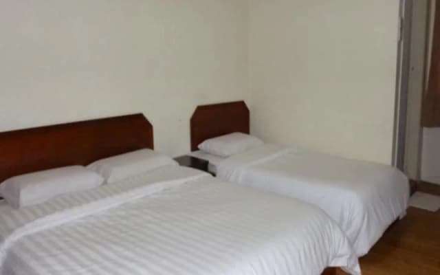 Hotel Merry - photo 2