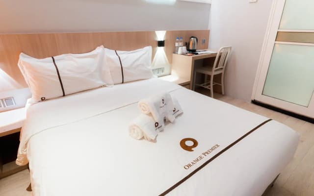 Orange Premier Hotel Wangsa Maju - photo 5