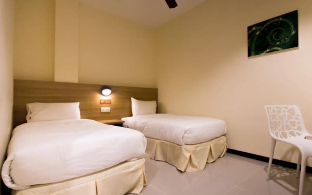 118 Hotel - photo 3