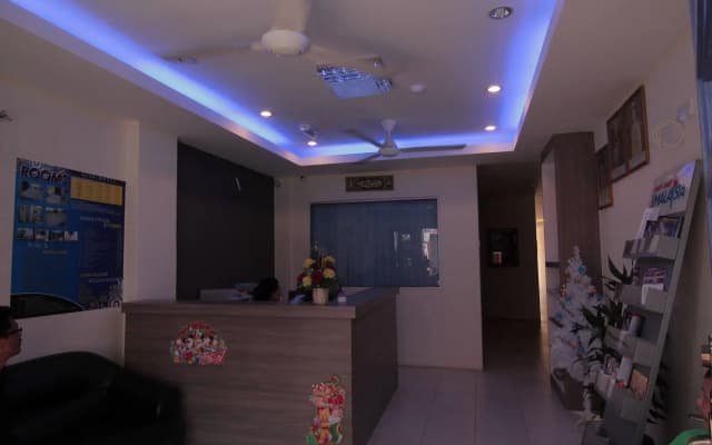Qish Hotel - photo 2