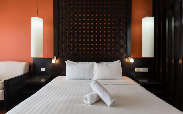 Resort suites at Bandar Sunway - photo 3