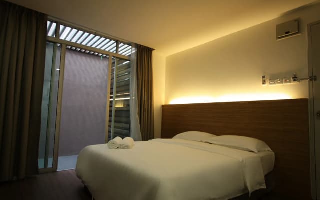 Place2Stay - Opposite Hilton - photo 5