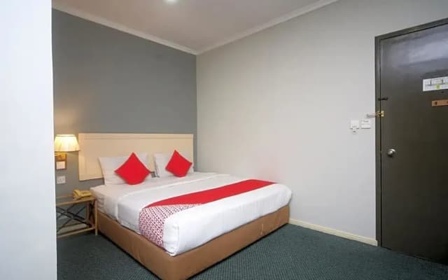 OYO 563 Jockey Lodge Hotel - photo 3