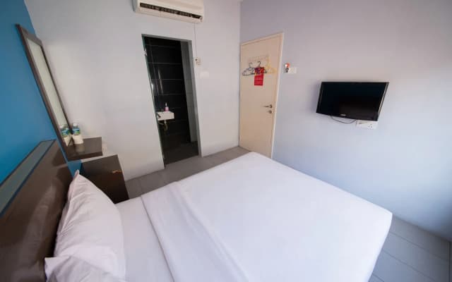 Golden Pearl Hotel Near Universiti Tun Hussein Onn Malaysia UTHM - photo 5