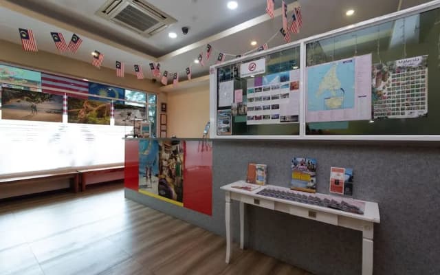 Capital O 89344 Labuan Avenue Hotel - photo 4