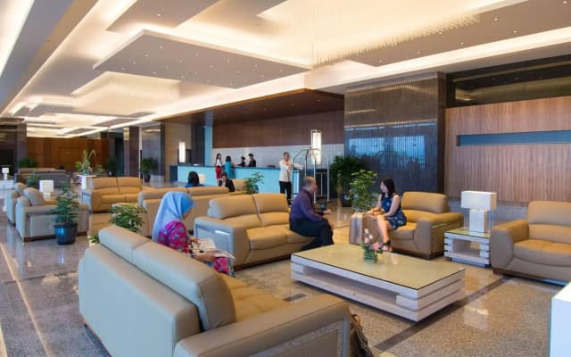 Imperial Hotel Kuching - photo 2