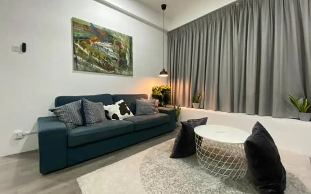 2 bedrooms surrounding natural View and pool - photo 3