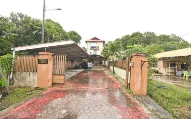 OYO 90915 Ilham Villa - photo 5