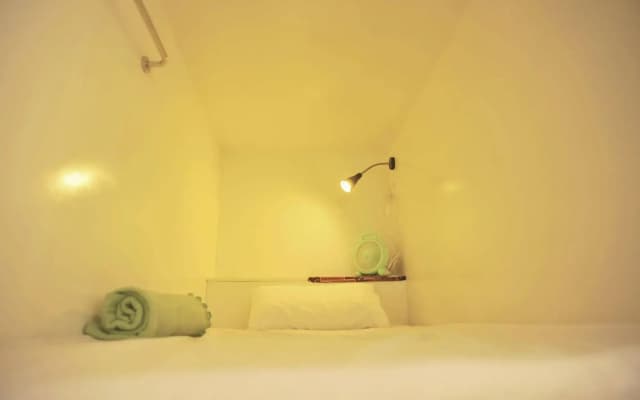 Swing and Pillows @ Beach Street, Penang - photo 4