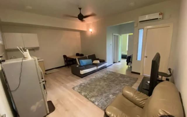 126 Larkin Studio Homestay - photo 2