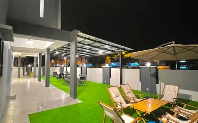Entire Vacation House In Sitiawan - photo 3