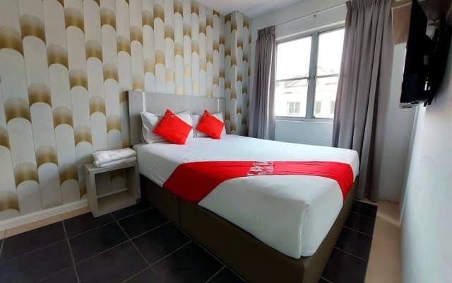 Oyo 44108 Good 2 Stay Hotel - photo 2