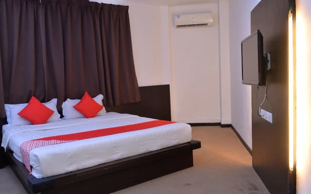 OYO 43960 Laksamana Executive & Boutique Hotel - photo 3