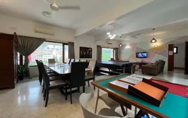 Bangsar Three Storey Luxury Landed House 19PAX - photo 2