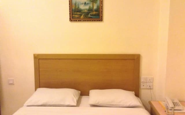 Lai Lai Hotel - photo 5