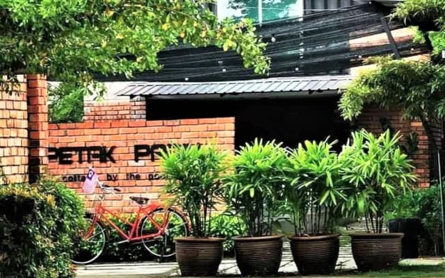 Petak Padin Cottage by The Pool - photo 3