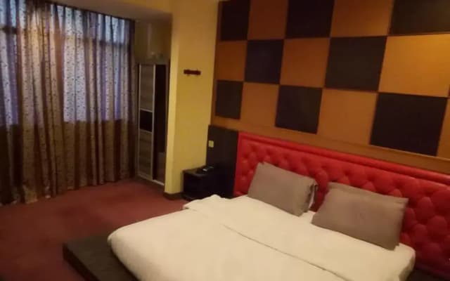 GD Hotel Permas Jaya - photo 2