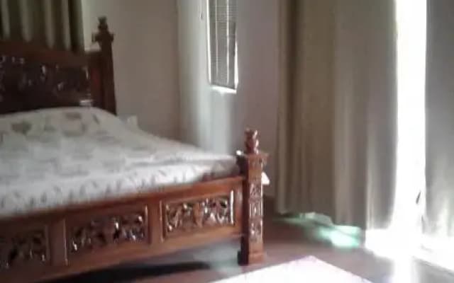 Rose Guest House - photo 2