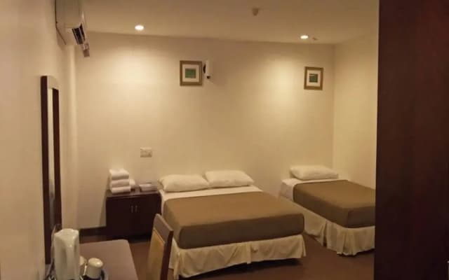 Hotel 1312 - photo 5