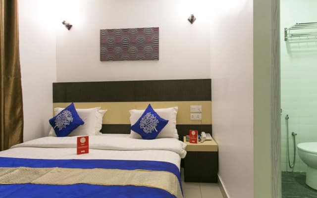 OYO 286 Uptown Hotel - photo 5