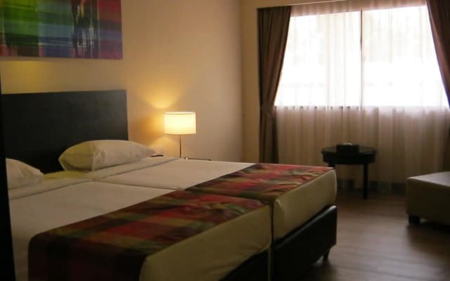 Grand Dormani Rajah Court Hotel - photo 5