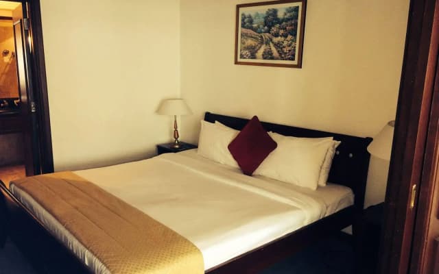 Perfect Suite at Taragon Puteri Bintang - photo 2