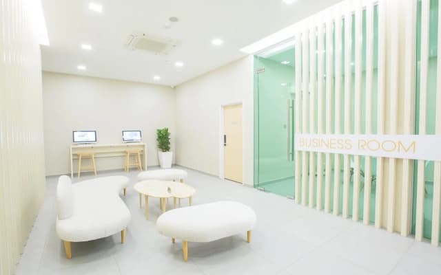 Minimalist Hotel - photo 4