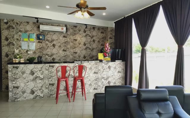 SP Central Hotel - photo 2