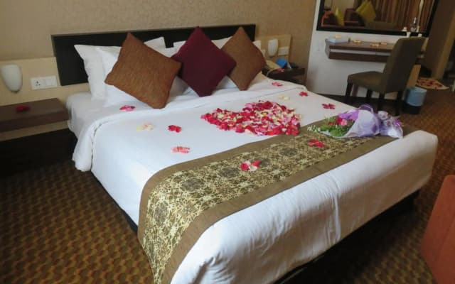 RHR Hotel Kajang - photo 4