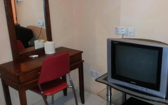 Green View Motel - photo 2