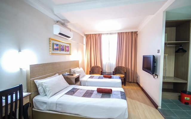 Sumai Hotel Apartment - photo 4