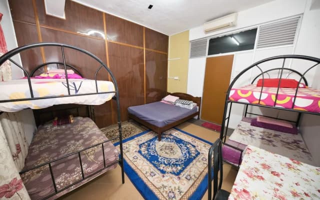 OYO 90915 Ilham Villa - photo 4