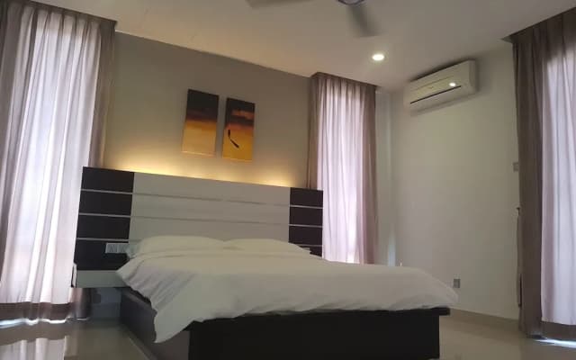 3 Storey Bungalow For Homestay - photo 4
