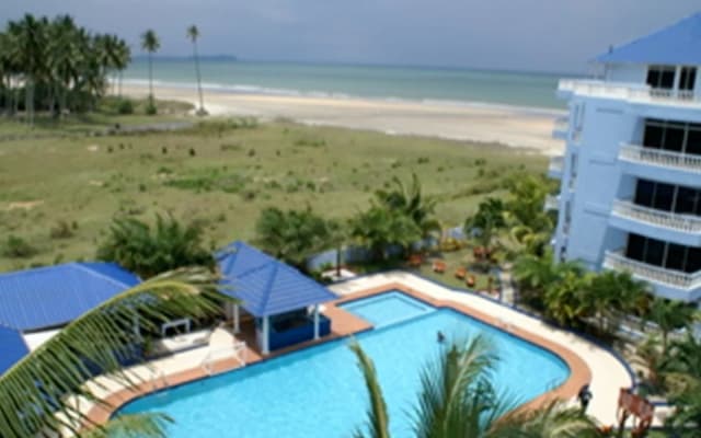 Sanctuary Resort - photo 5