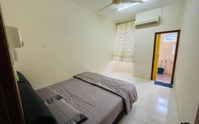 Cendana Residence Homestay 4 Kuala Ibai Kuala Terengganu - photo 3