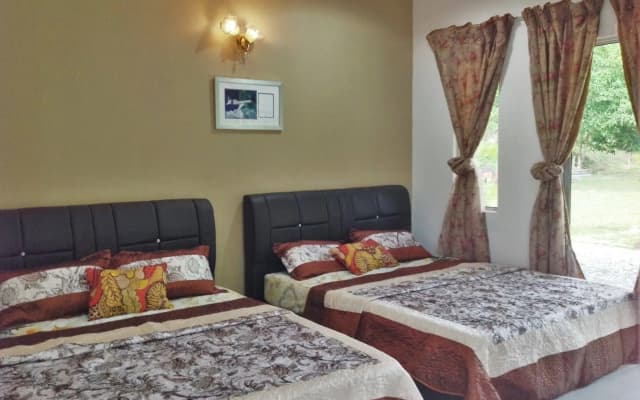 Kapal Terbang Guest House - photo 4