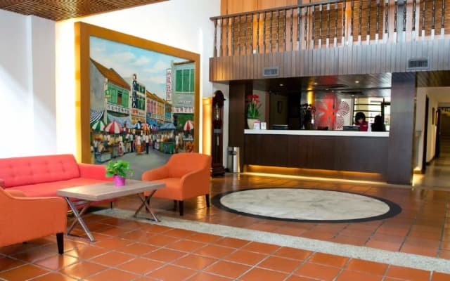 Floresta Hotel Chinatown - photo 2