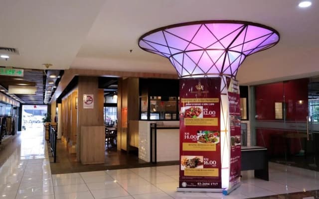 Palette Near Petronas Twin Tower Formerly Campbell Hotel - photo 2