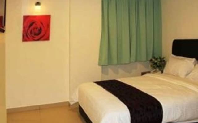 One Hotel Lintas Jaya - photo 3