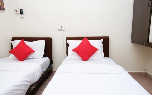Hotel Kenangan - photo 4