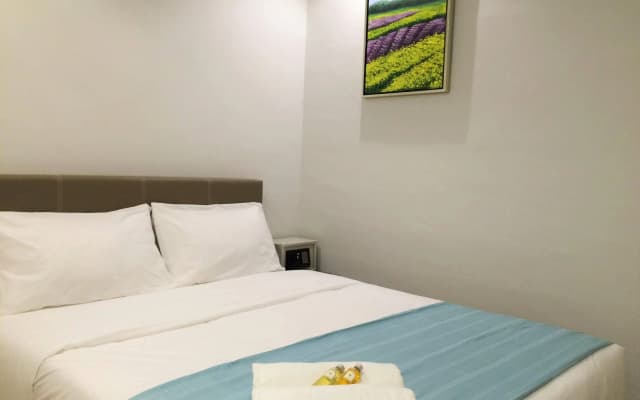 Ferda Hotel Impian Emas - photo 2
